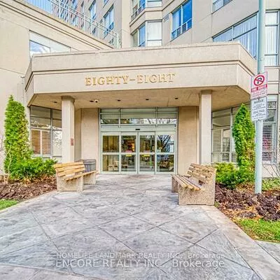 88, Corporate, Woburn, Toronto