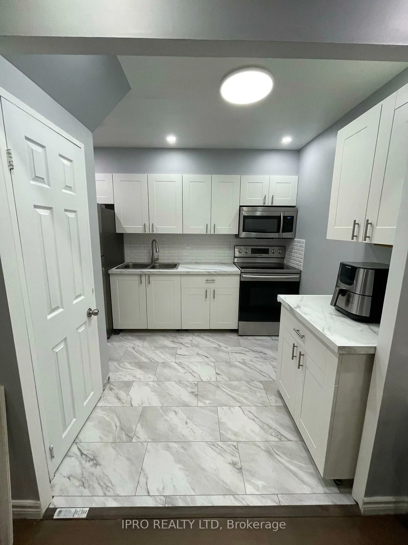 100, Mornelle, Morningside, Toronto