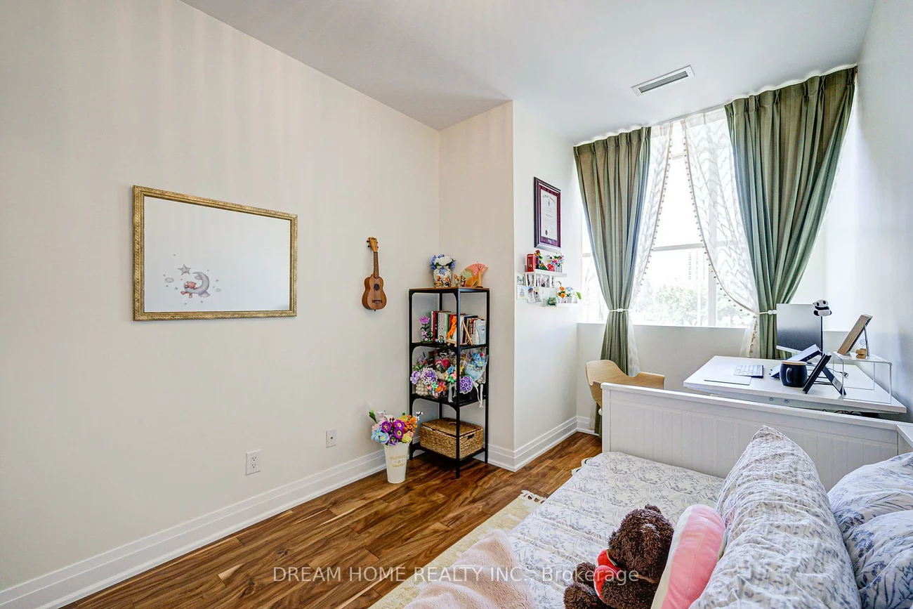 1, Town Centre, Bendale, Toronto
