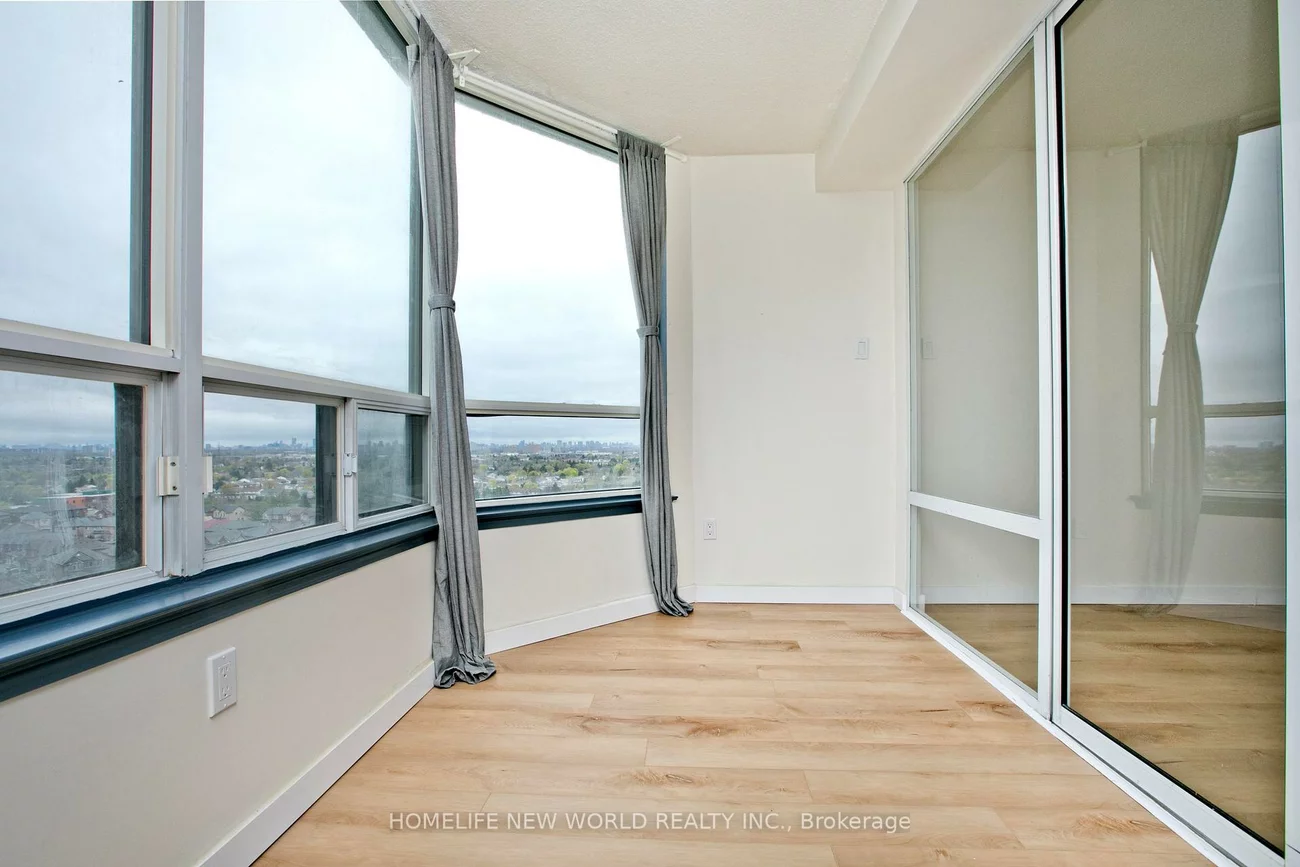 330, Alton Towers, Milliken, Toronto