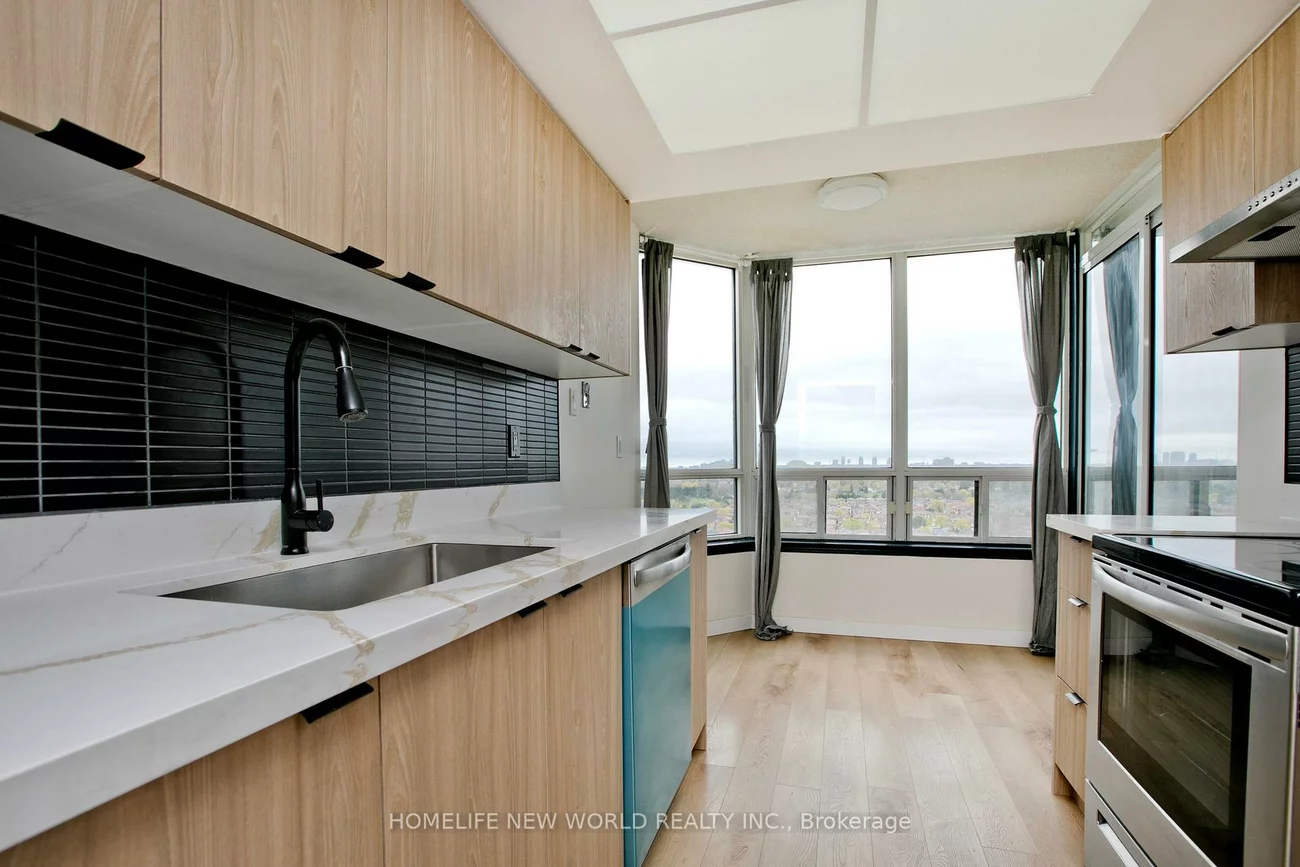 330, Alton Towers, Milliken, Toronto