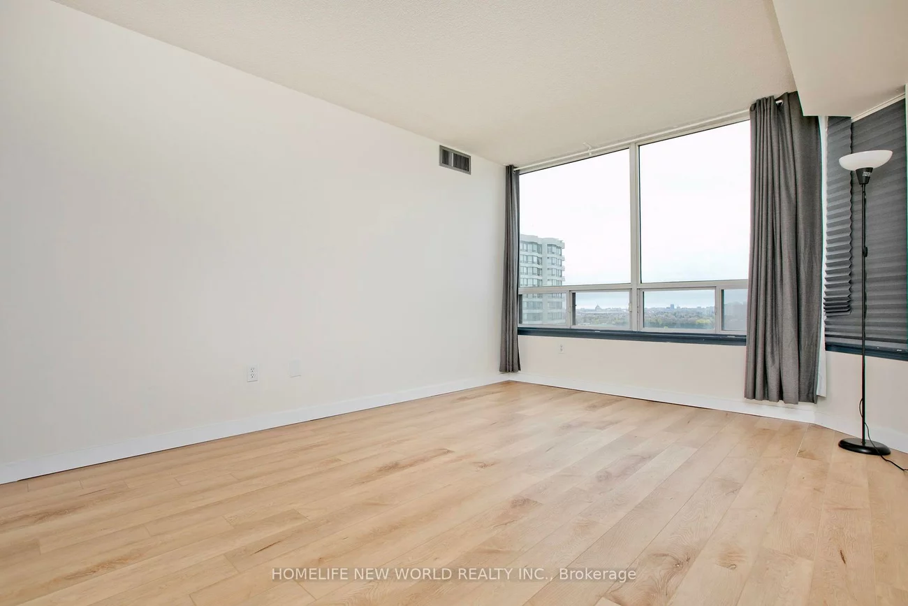 330, Alton Towers, Milliken, Toronto