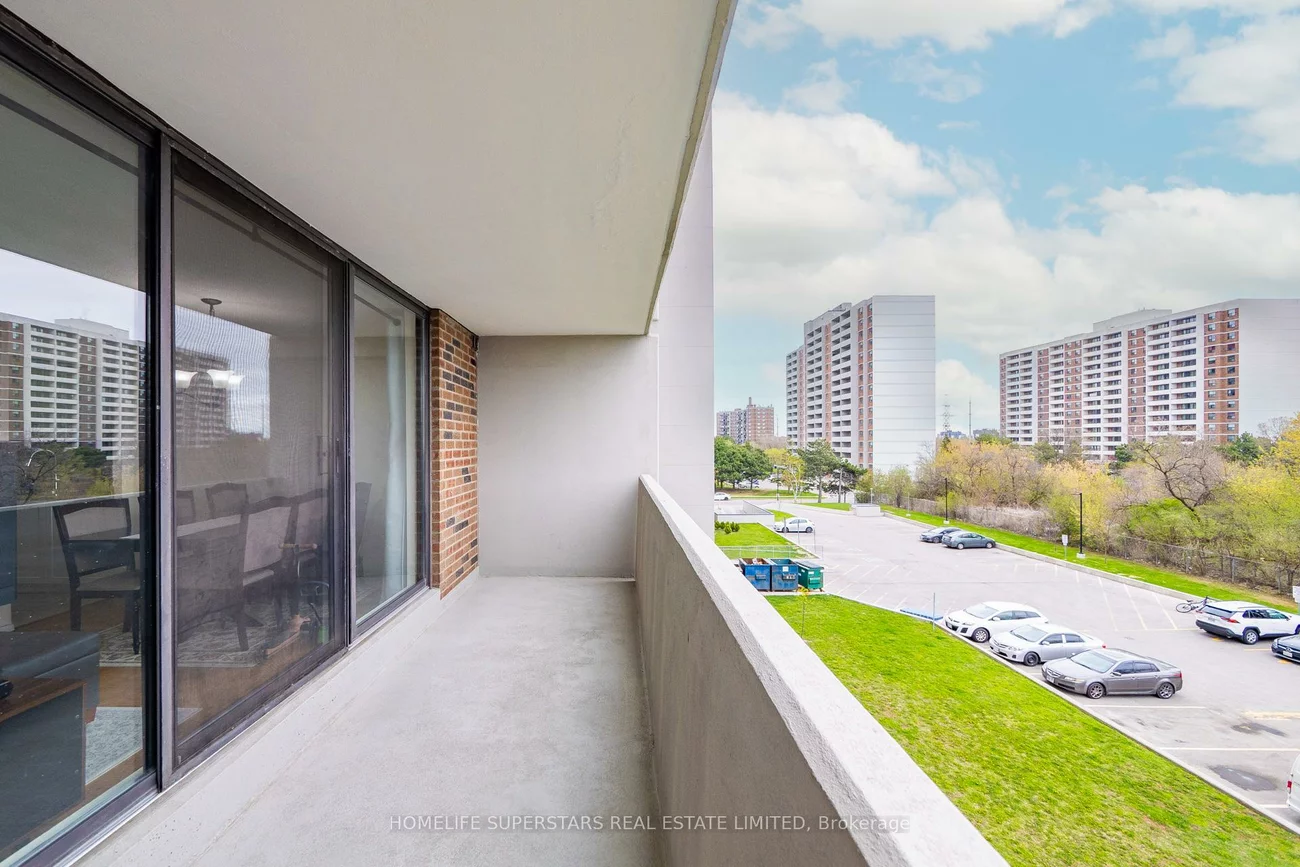 301, Prudential, Dorset Park, Toronto