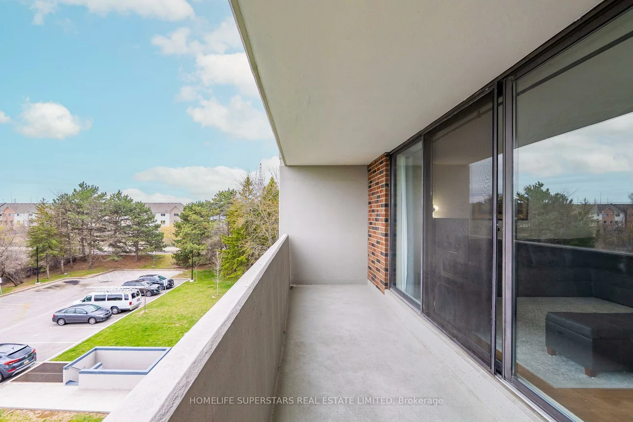 301, Prudential, Dorset Park, Toronto