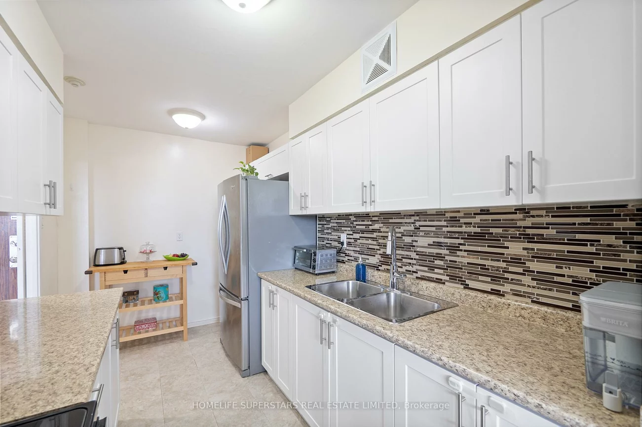 301, Prudential, Dorset Park, Toronto