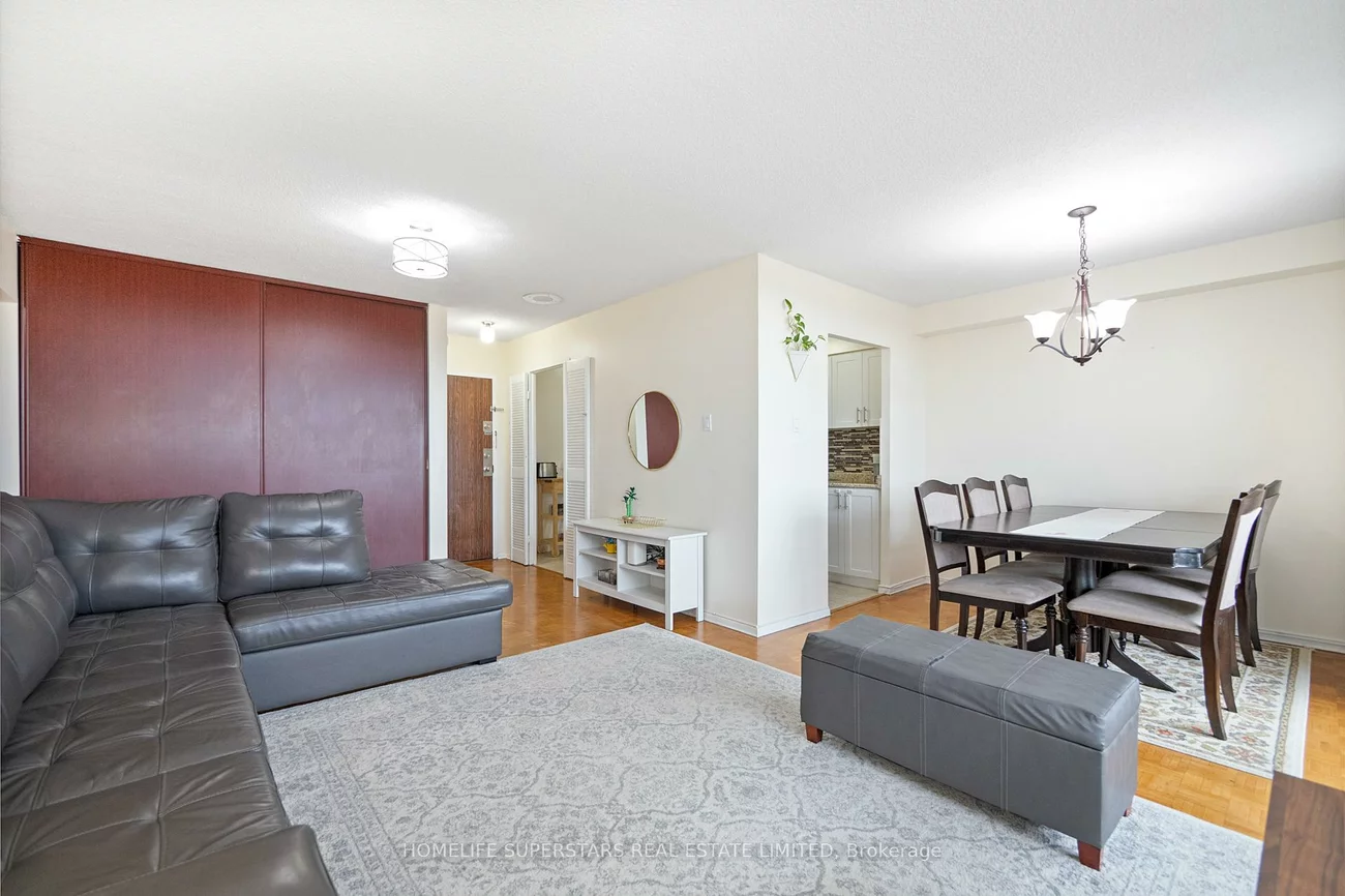 301, Prudential, Dorset Park, Toronto