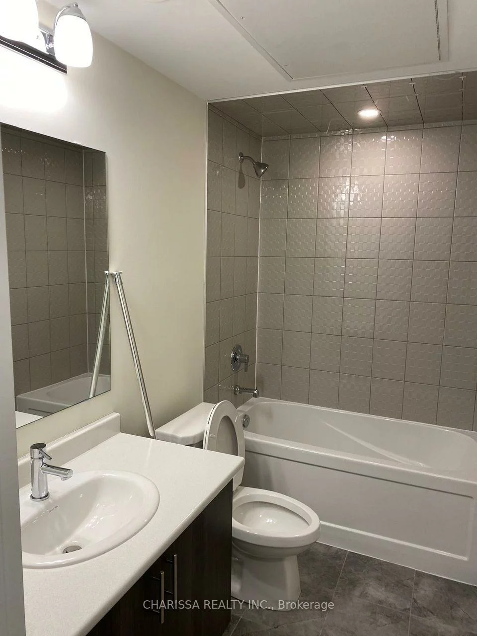 30, Liben, Malvern, Toronto