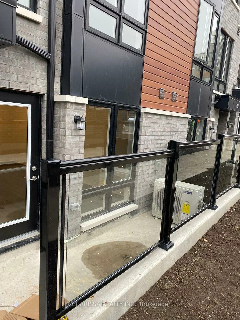 30, Liben, Malvern, Toronto