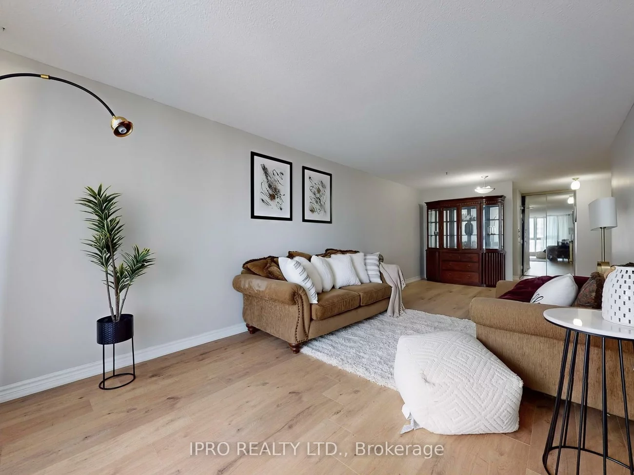 1275, Markham, Woburn, Toronto