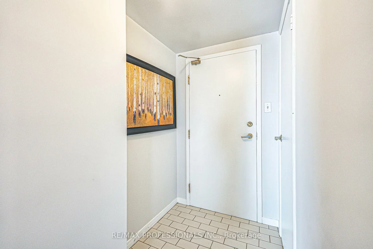 61, Main, East End-Danforth, Toronto