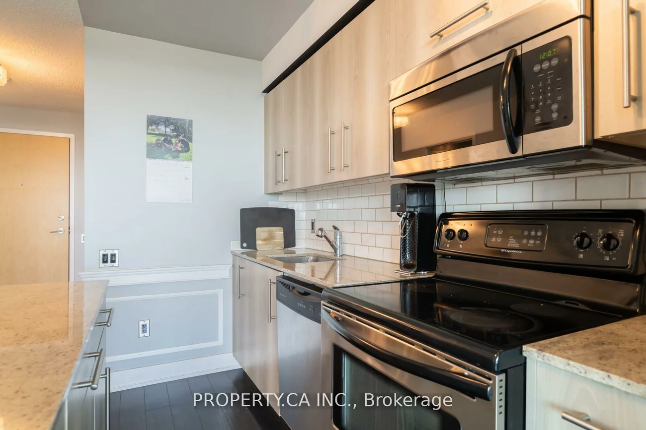 1048, Broadview, Broadview North, Toronto