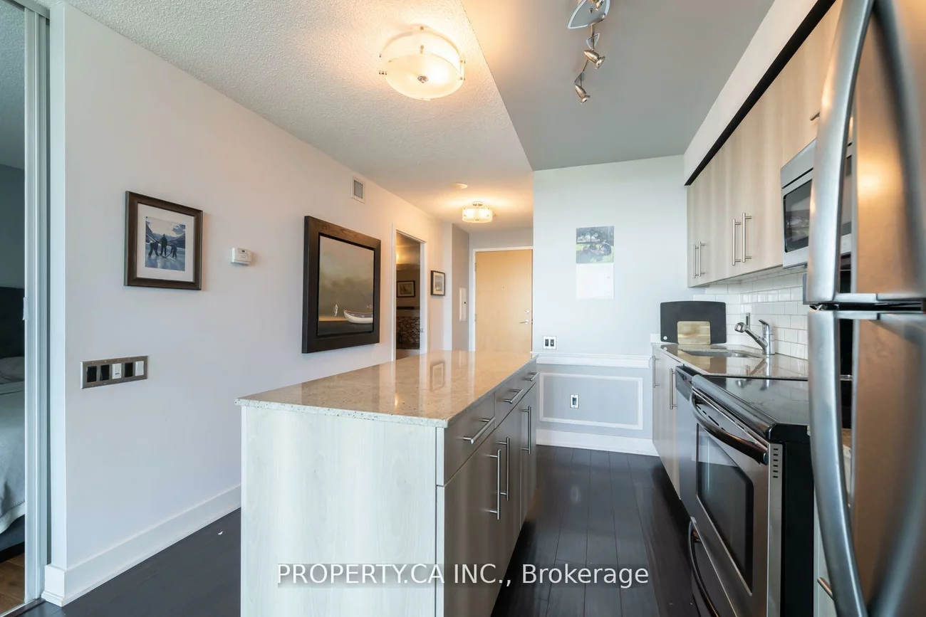 1048, Broadview, Broadview North, Toronto