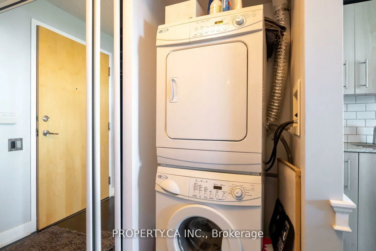 1048, Broadview, Broadview North, Toronto