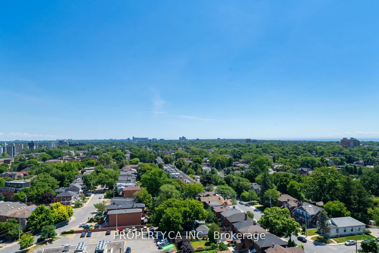 1048, Broadview, Broadview North, Toronto
