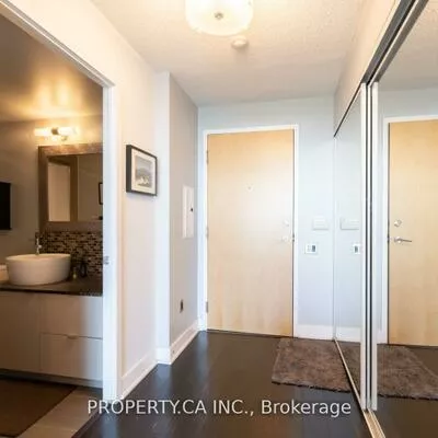 1048, Broadview, Broadview North, Toronto