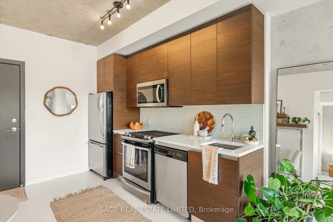 246, Logan, South Riverdale, Toronto