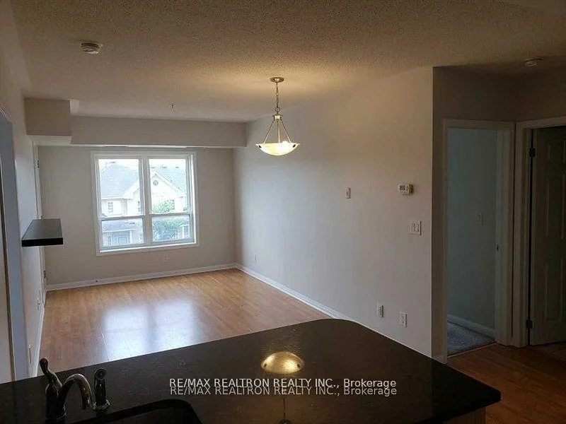 10, Mendelssohn, Clairlea-Birchmount, Toronto