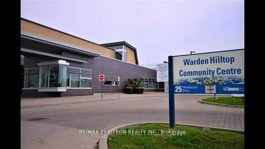 10, Mendelssohn, Clairlea-Birchmount, Toronto