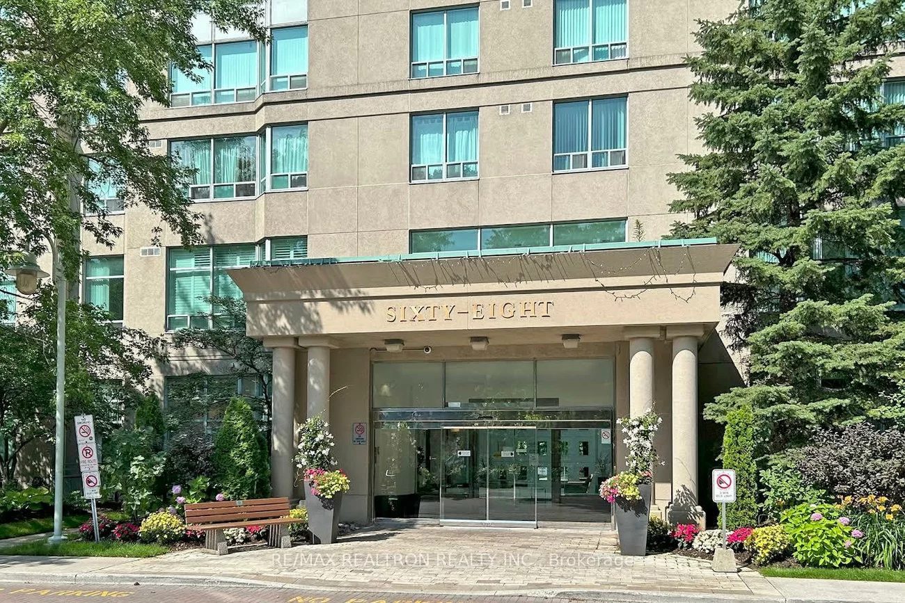 68, Corporate, Woburn, Toronto