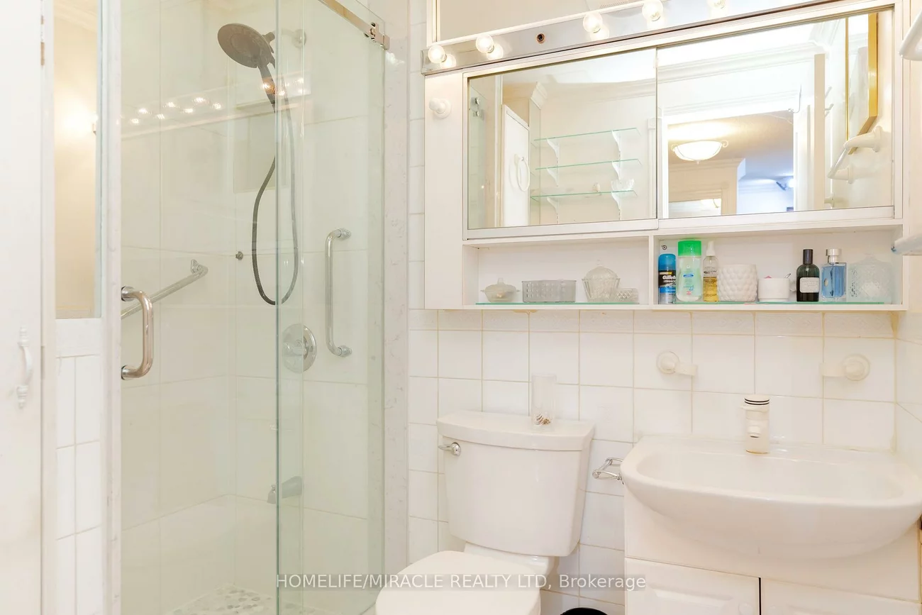 50, Blackwell, Malvern, Toronto