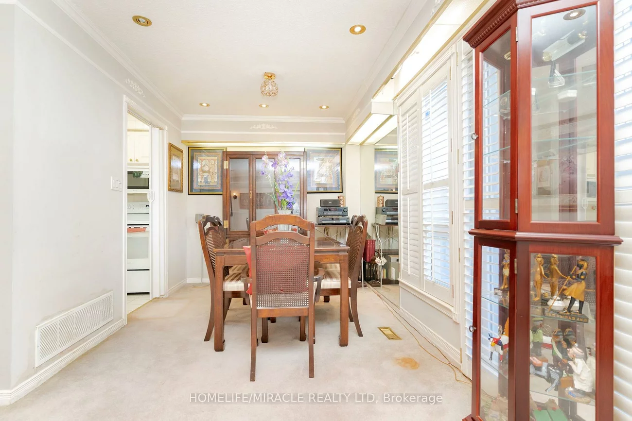 50, Blackwell, Malvern, Toronto