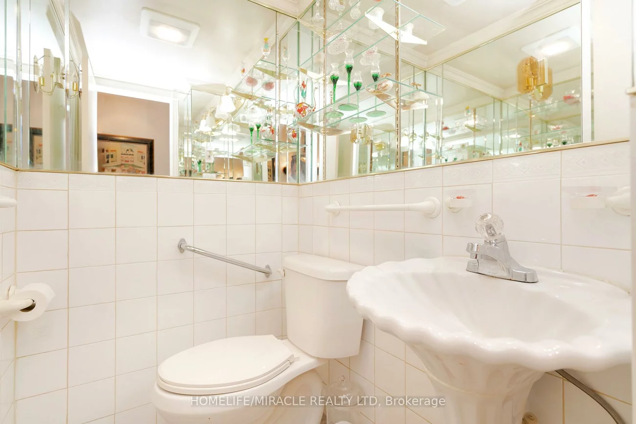 50, Blackwell, Malvern, Toronto