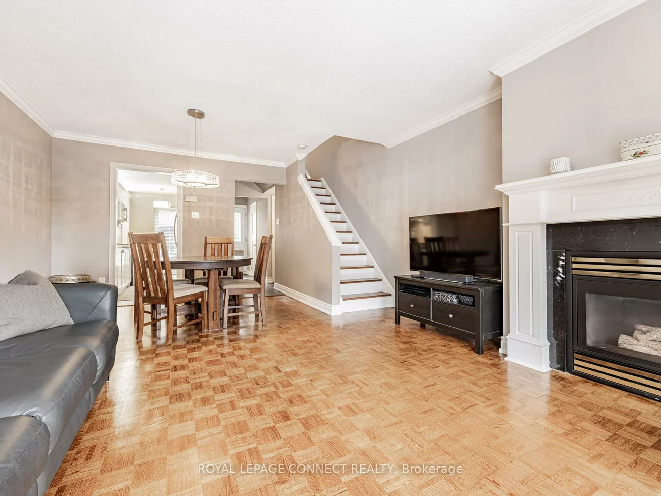 28, Livingston, Guildwood, Toronto