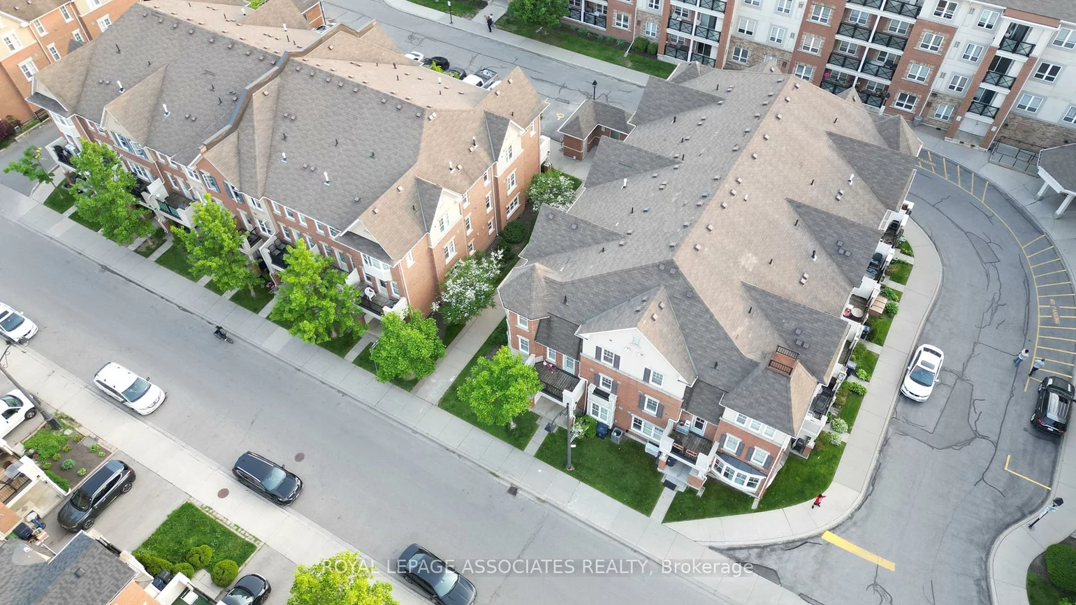50, Mendelssohn, Clairlea-Birchmount, Toronto