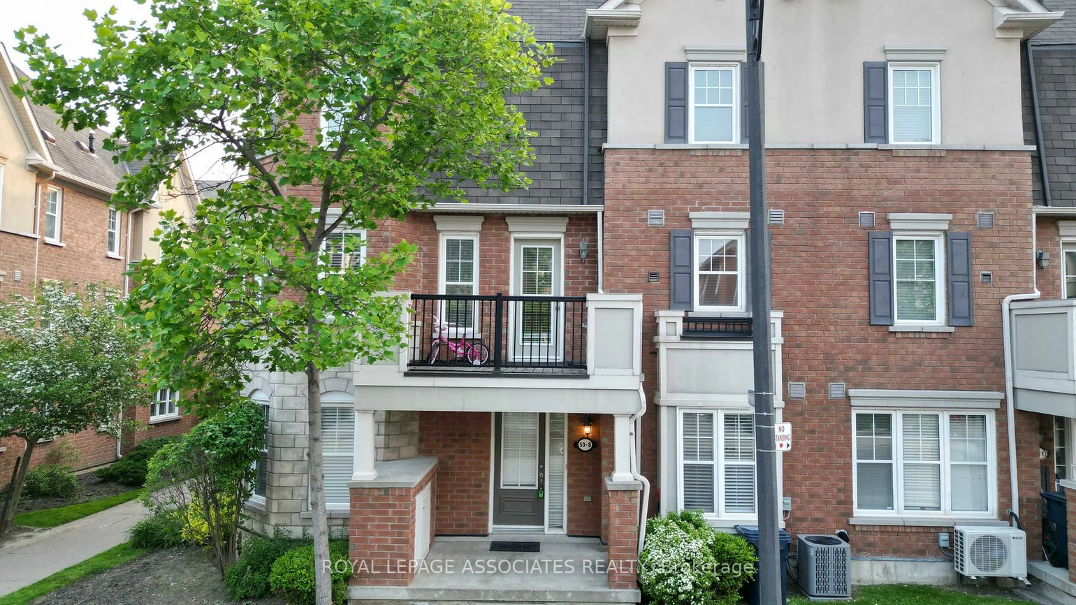 50, Mendelssohn, Clairlea-Birchmount, Toronto