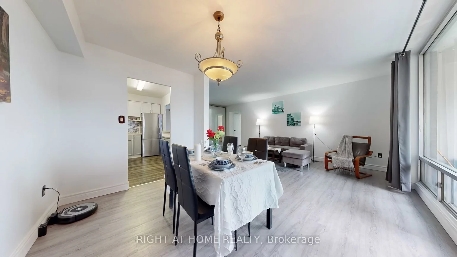 1, Massey, Crescent Town, Toronto