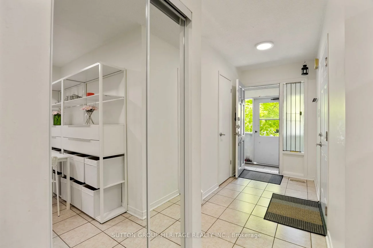 40, Dundalk, Dorset Park, Toronto