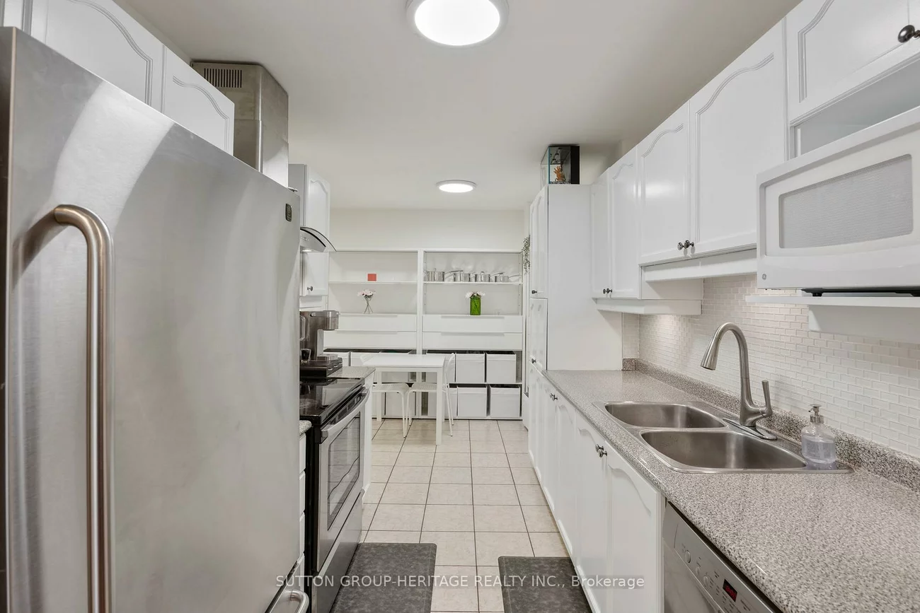 40, Dundalk, Dorset Park, Toronto