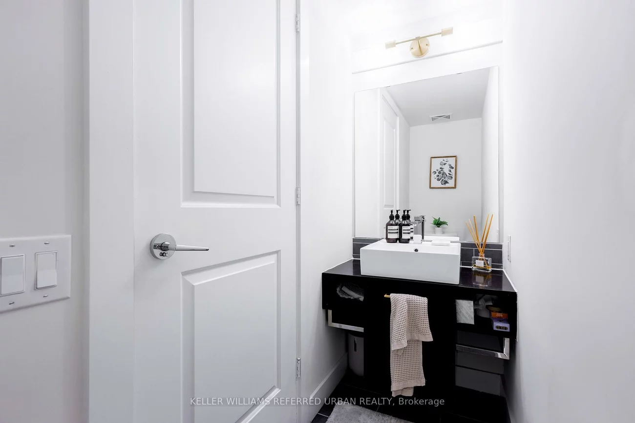 19, Town Centre, Bendale, Toronto