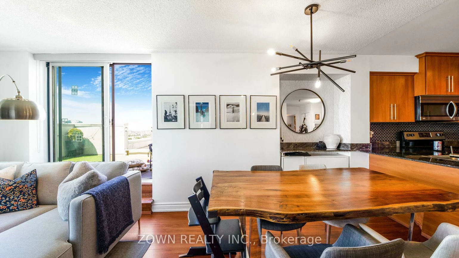 6, Rosebank, Malvern, Toronto