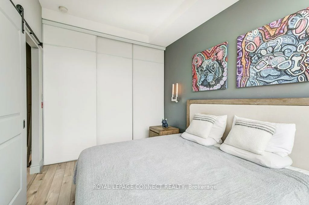 1003, Queen, South Riverdale, Toronto
