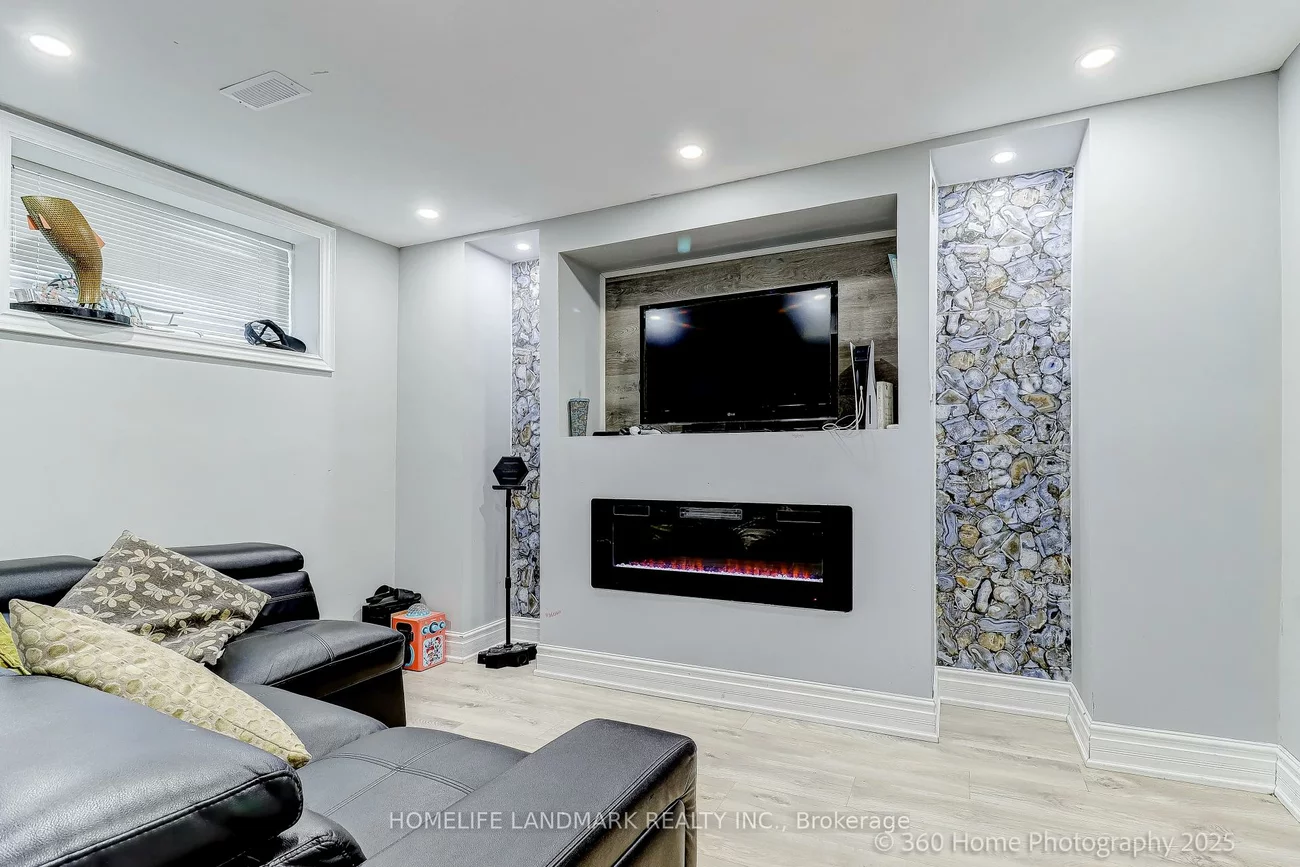 361, Birchmount, Birchcliffe-Cliffside, Toronto