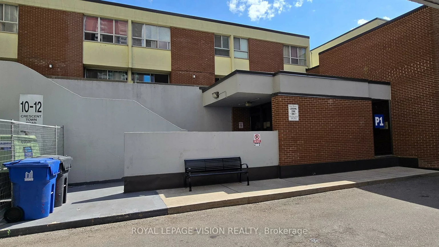 10, Crescent Town, Crescent Town, Toronto