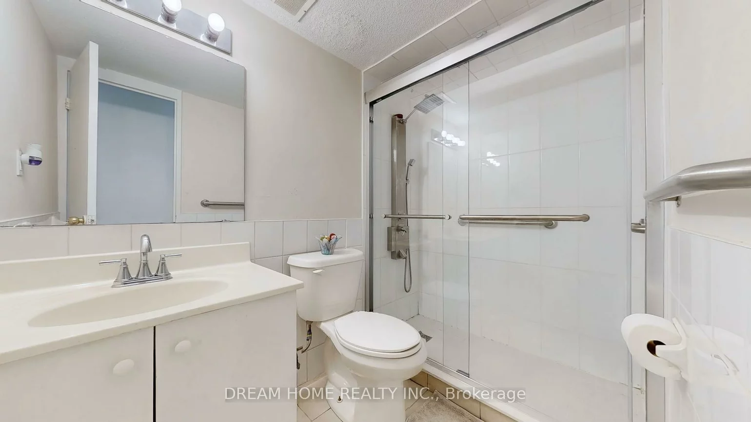 5, Massey, Crescent Town, Toronto