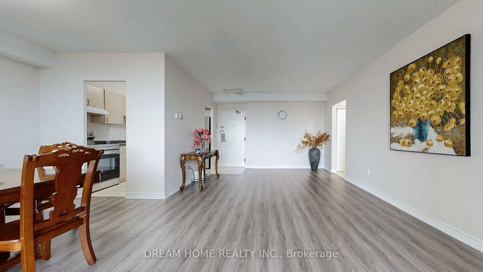 5, Massey, Crescent Town, Toronto