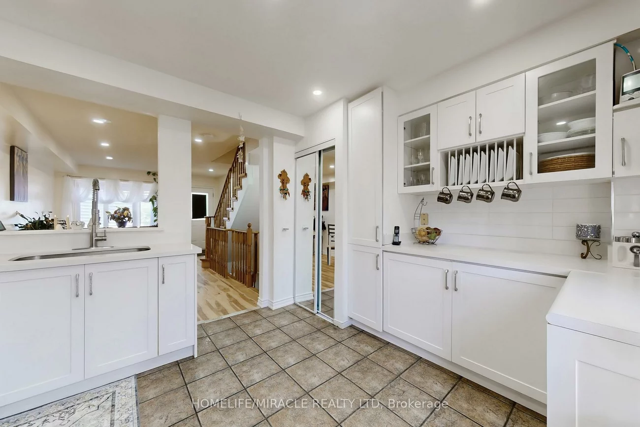 57, Hedge End, Rouge E11, Toronto