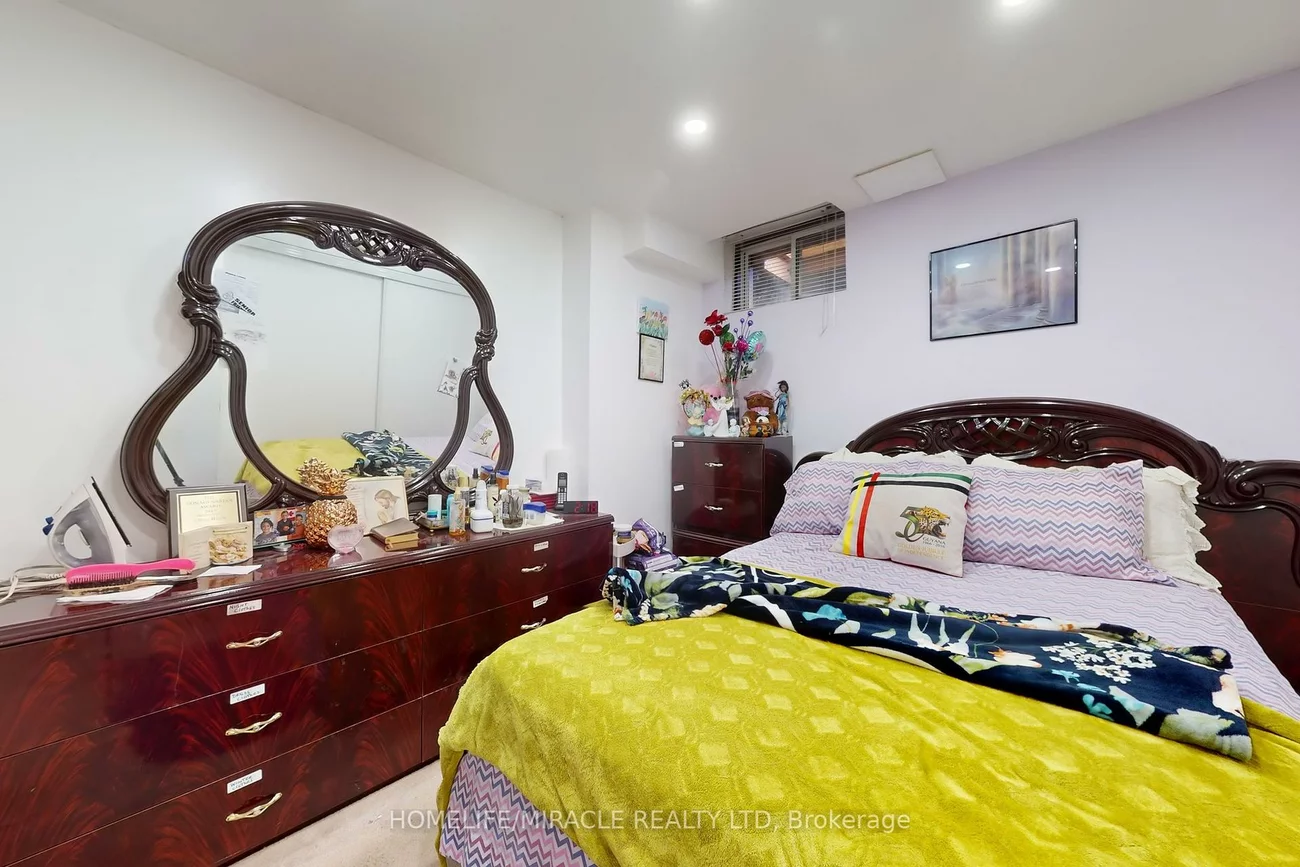 57, Hedge End, Rouge E11, Toronto