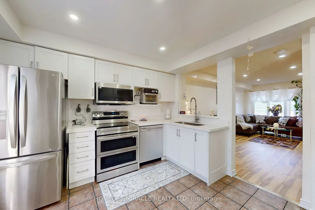 57, Hedge End, Rouge E11, Toronto