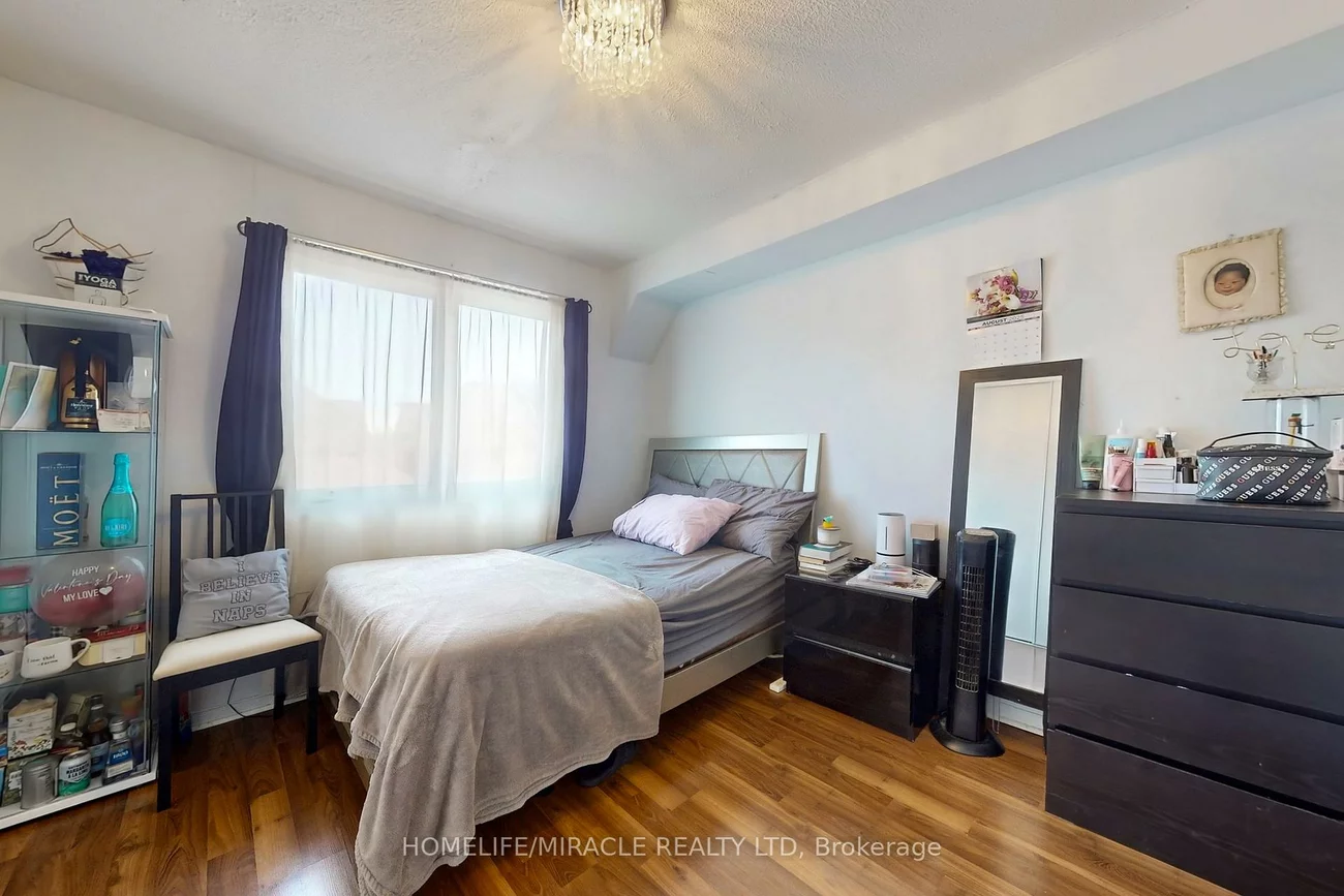 57, Hedge End, Rouge E11, Toronto