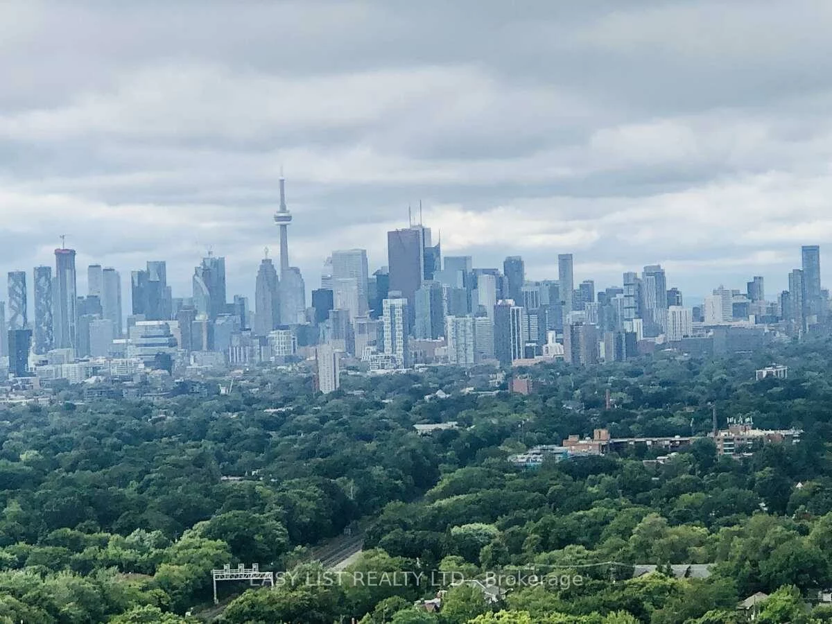 286, Main, East End-Danforth, Toronto