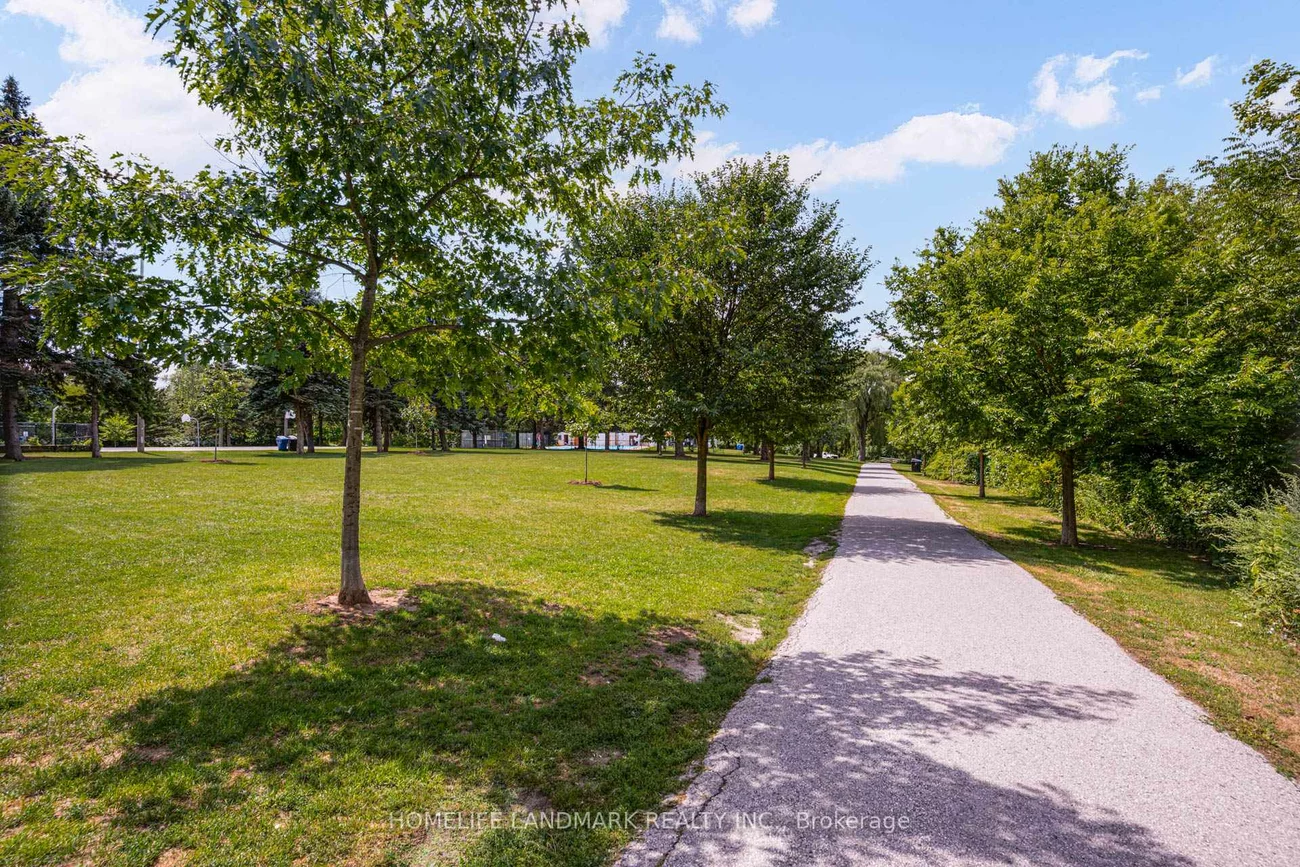 1346, Danforth, Eglinton East, Toronto