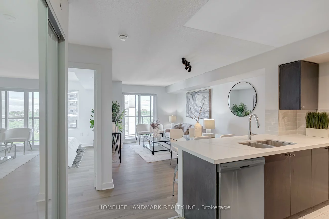 1346, Danforth, Eglinton East, Toronto