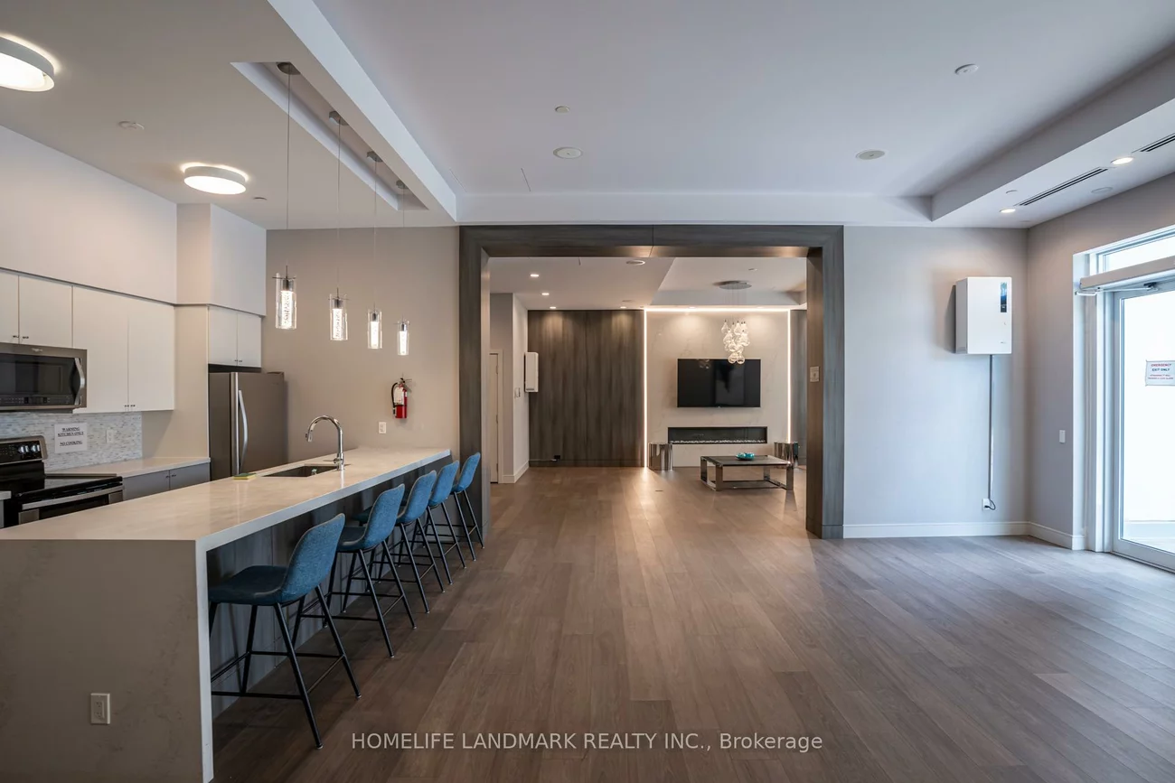 1346, Danforth, Eglinton East, Toronto