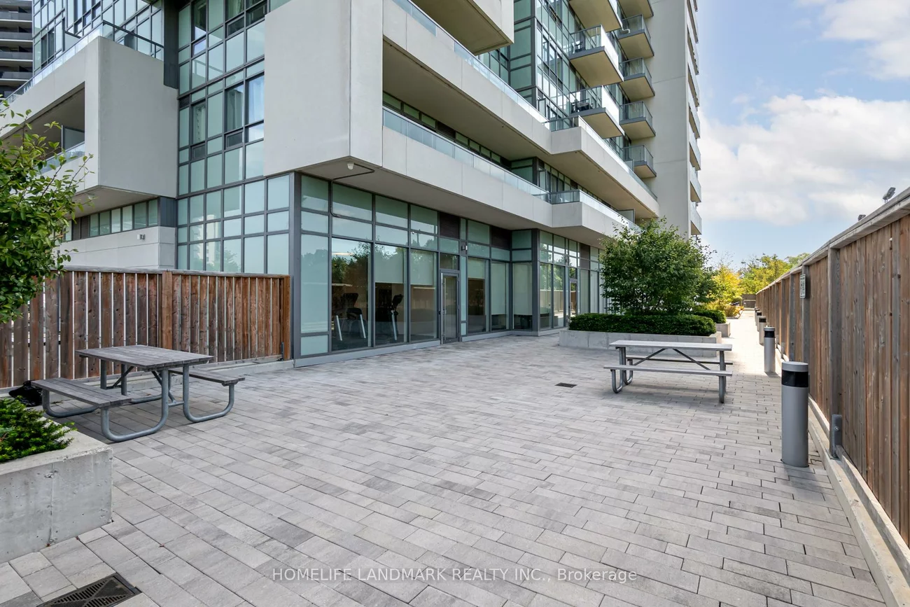 1346, Danforth, Eglinton East, Toronto