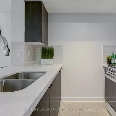 1346, Danforth, Eglinton East, Toronto