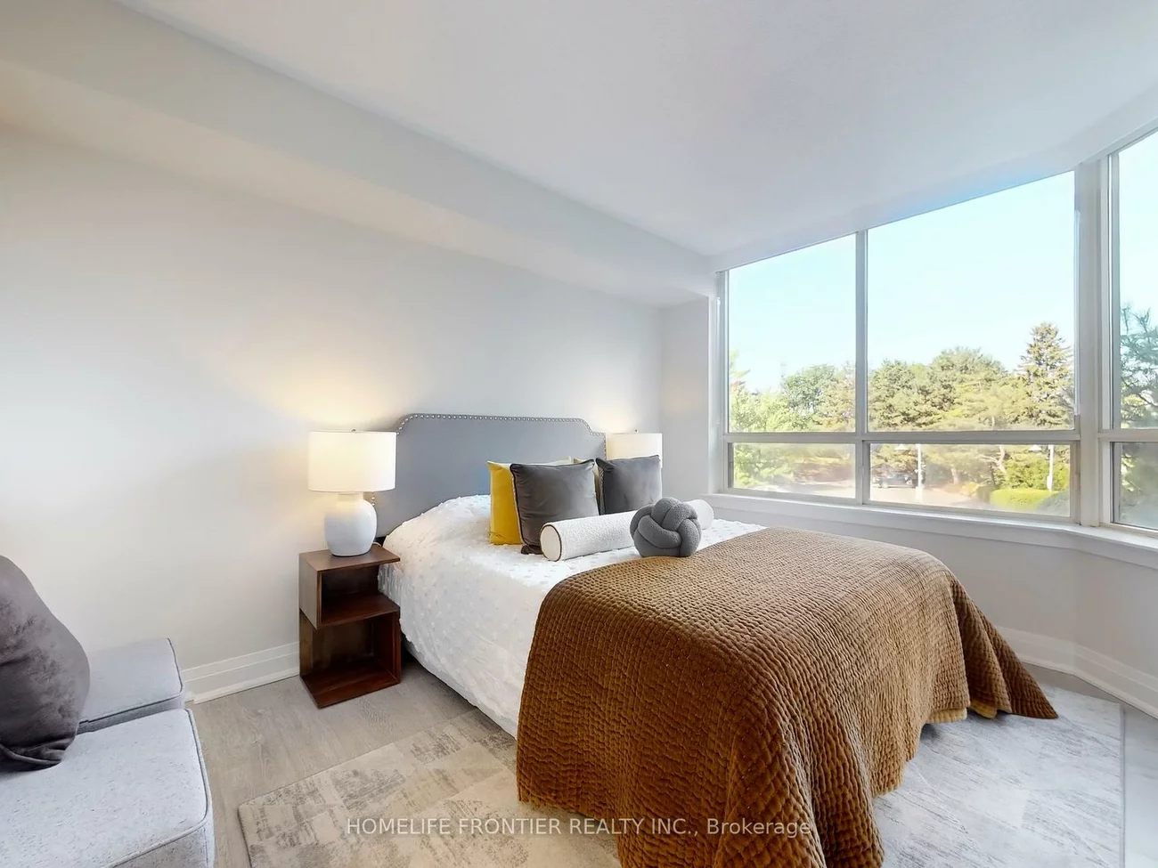 175, Bamburgh, Steeles, Toronto